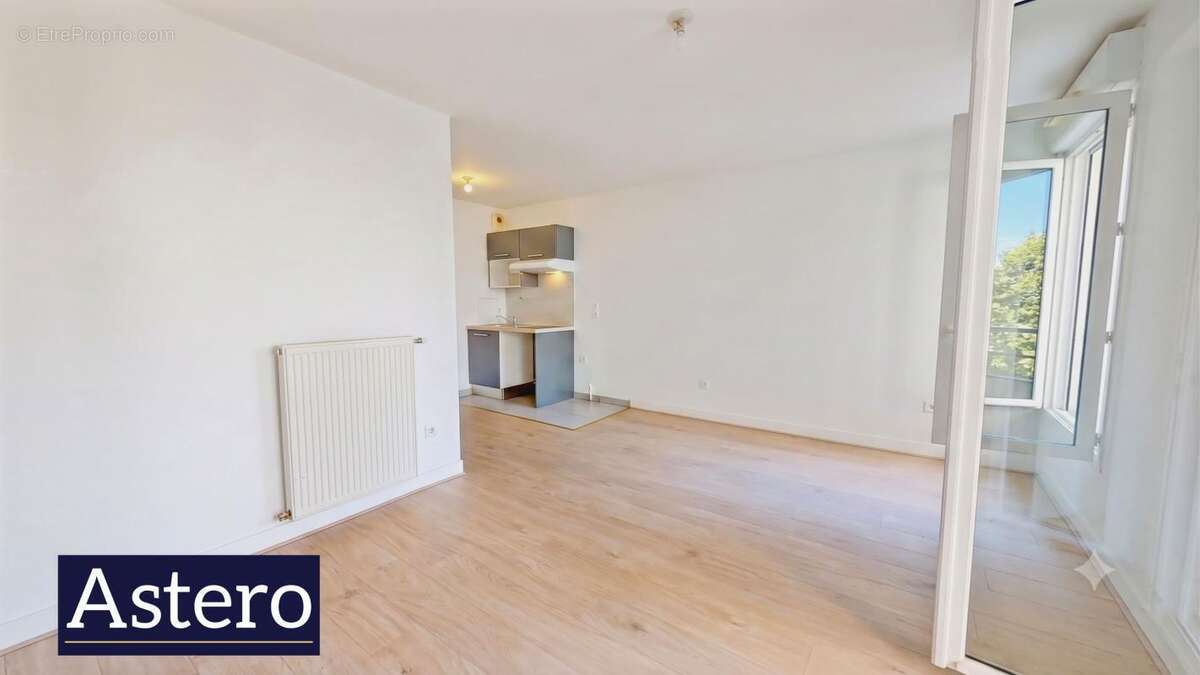 Studio de 31m2 avec terrasse et parking à proximité immédiate du RER C - Asnières-sur-Seine - photo 2