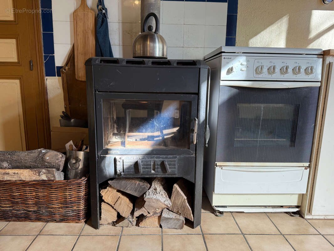 Maison à GOUTTIERES