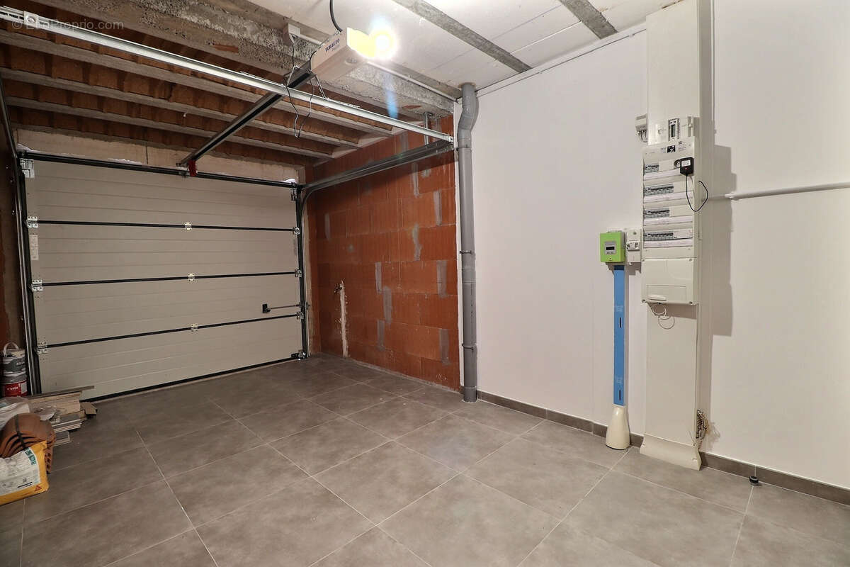 A vendre : Maison 4 pièces avec jardin et GARAGE de 94m2 à ARGELES SUR MER - photo 14