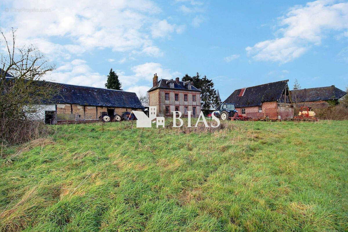 Maison à VIEUX-MANOIR