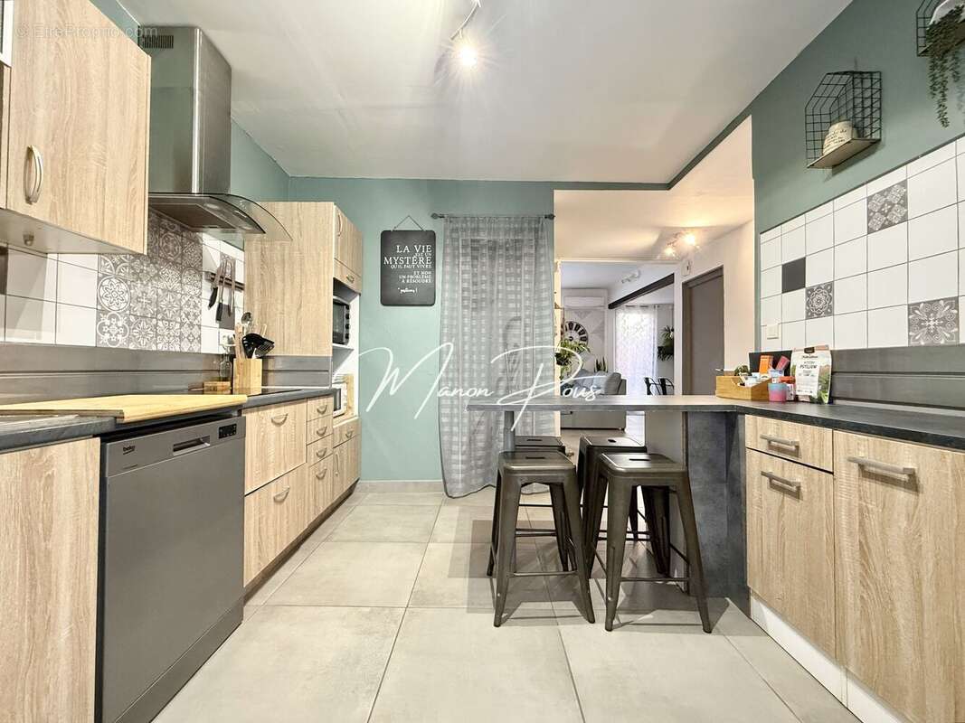 Maison à SAINT-ESTEVE