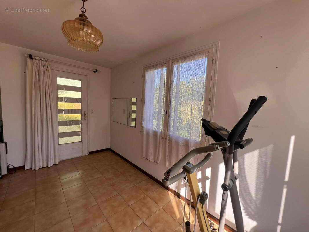 Maison à MERRY-LA-VALLEE