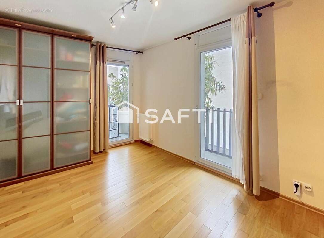 Photo 8 - Appartement à PARIS-17E