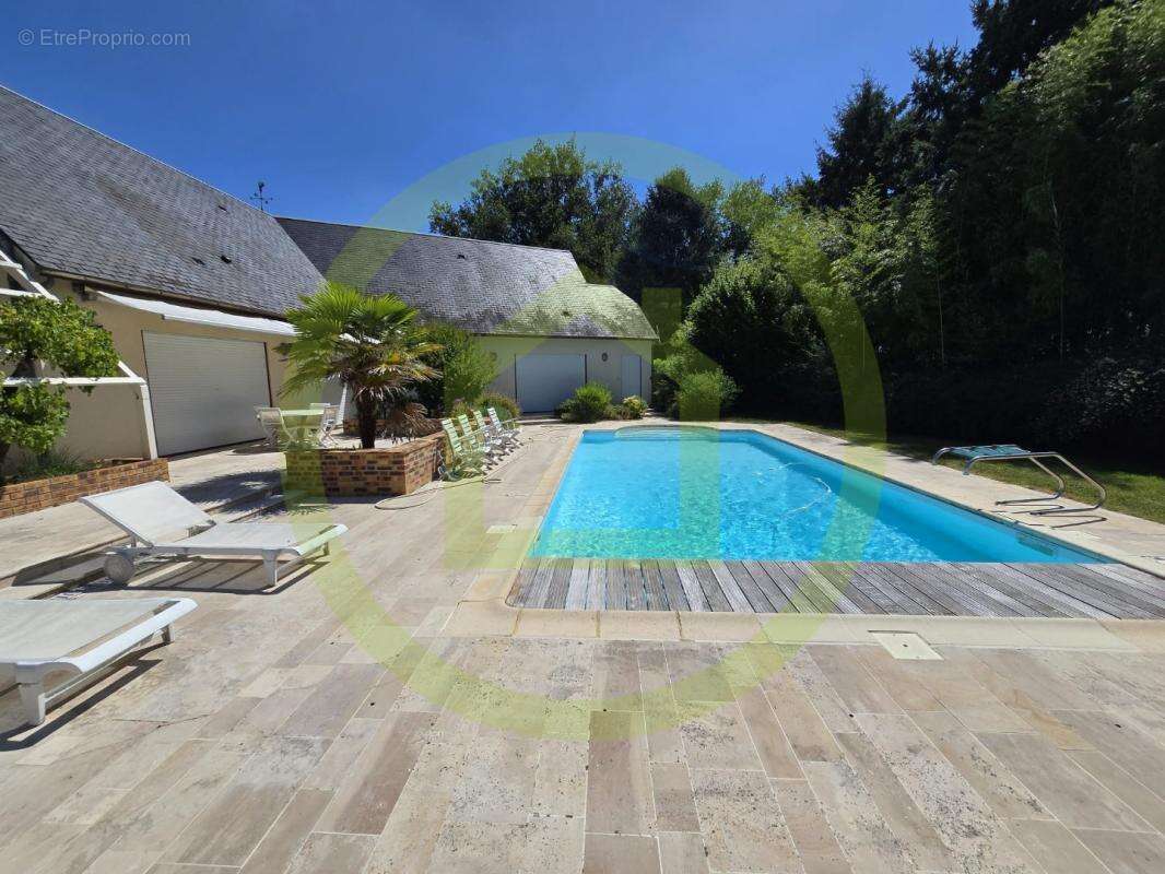 Maison à SAINT-DENIS-EN-VAL