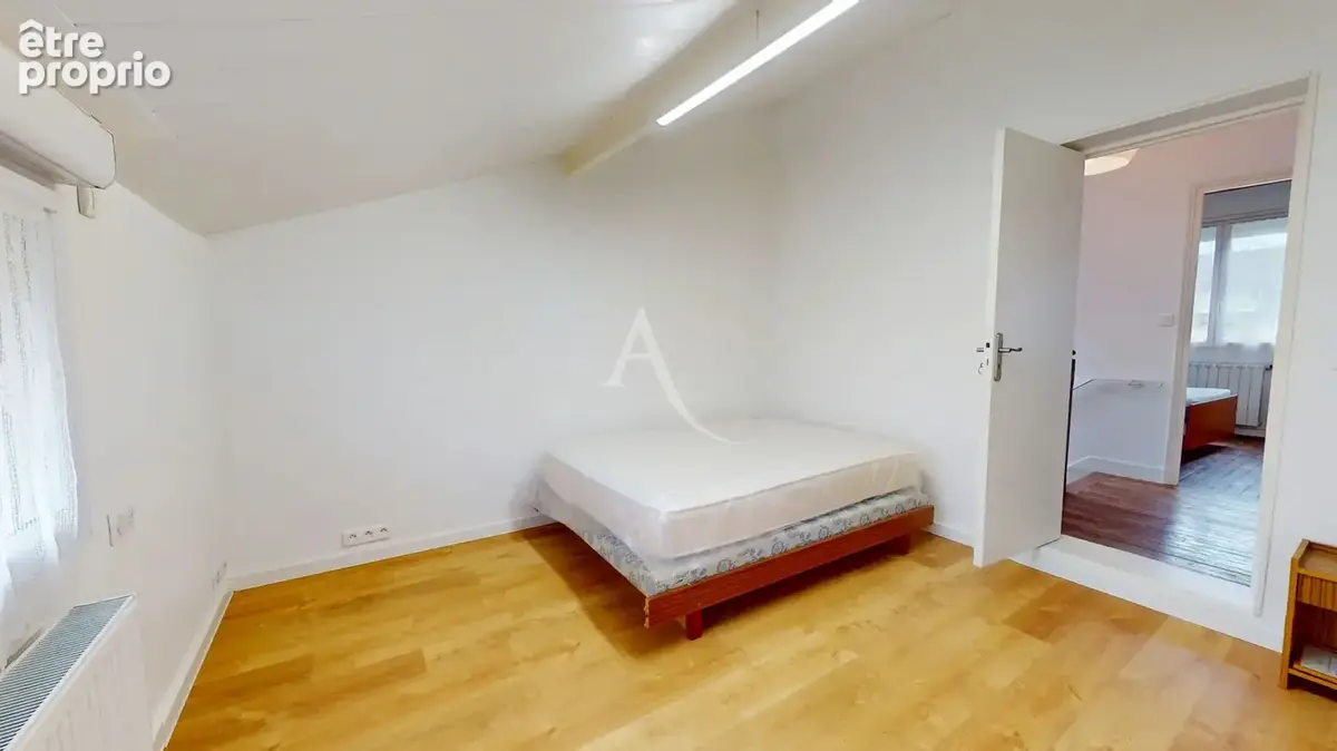 VILLEMOMBLE, Maison 4 chambres, 110m2 - photo 9
