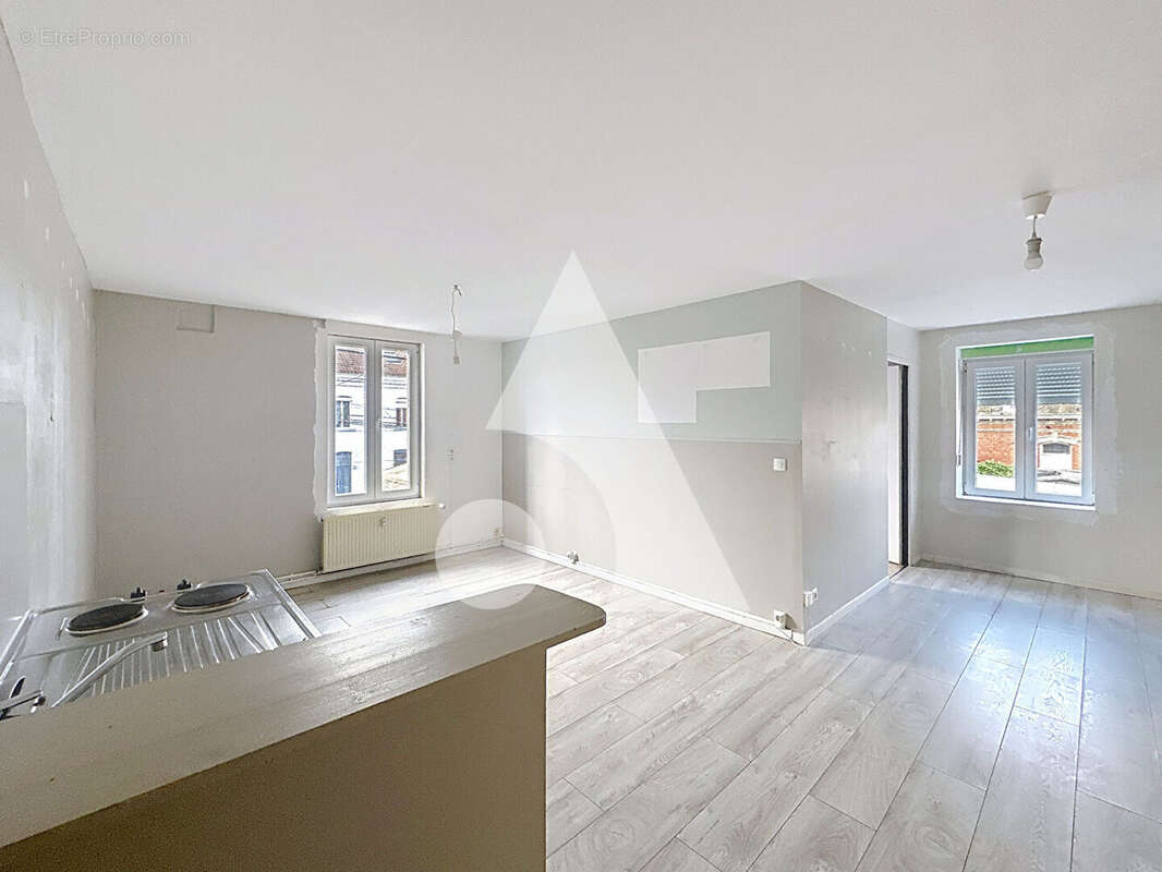 Appartement à CRESPIN