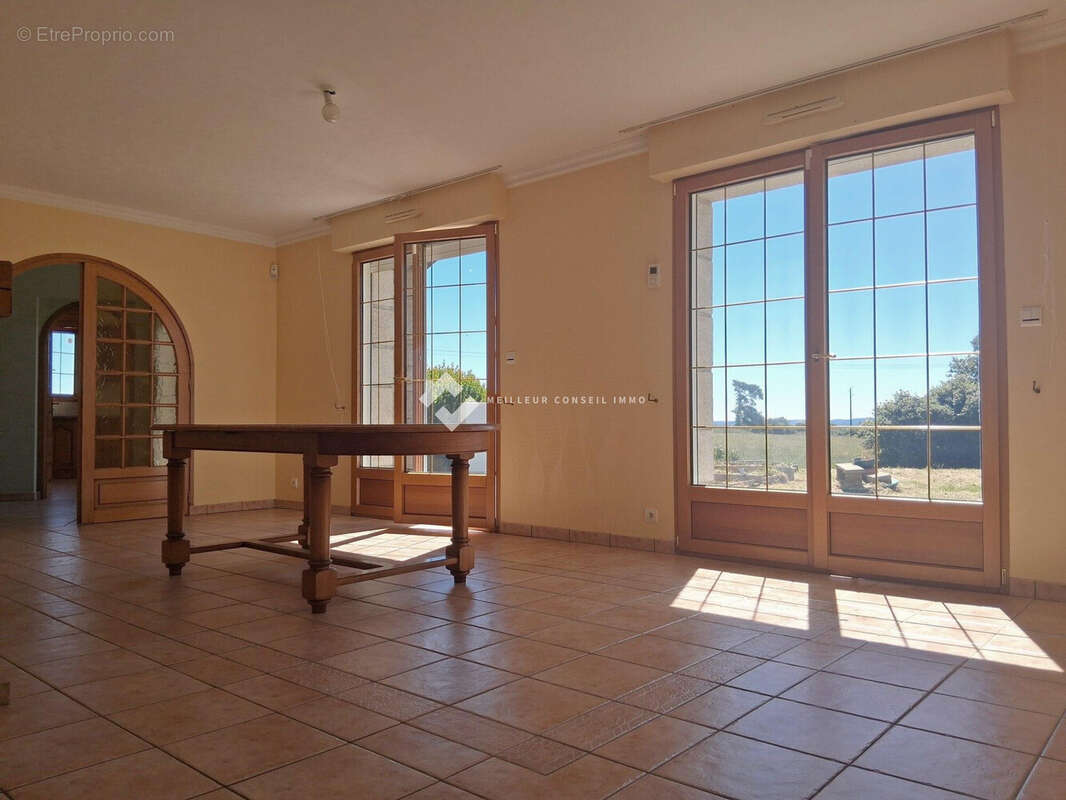 Maison 7 pièces 160 m² à vendre à Saint-Donan (22800) - photo 6
