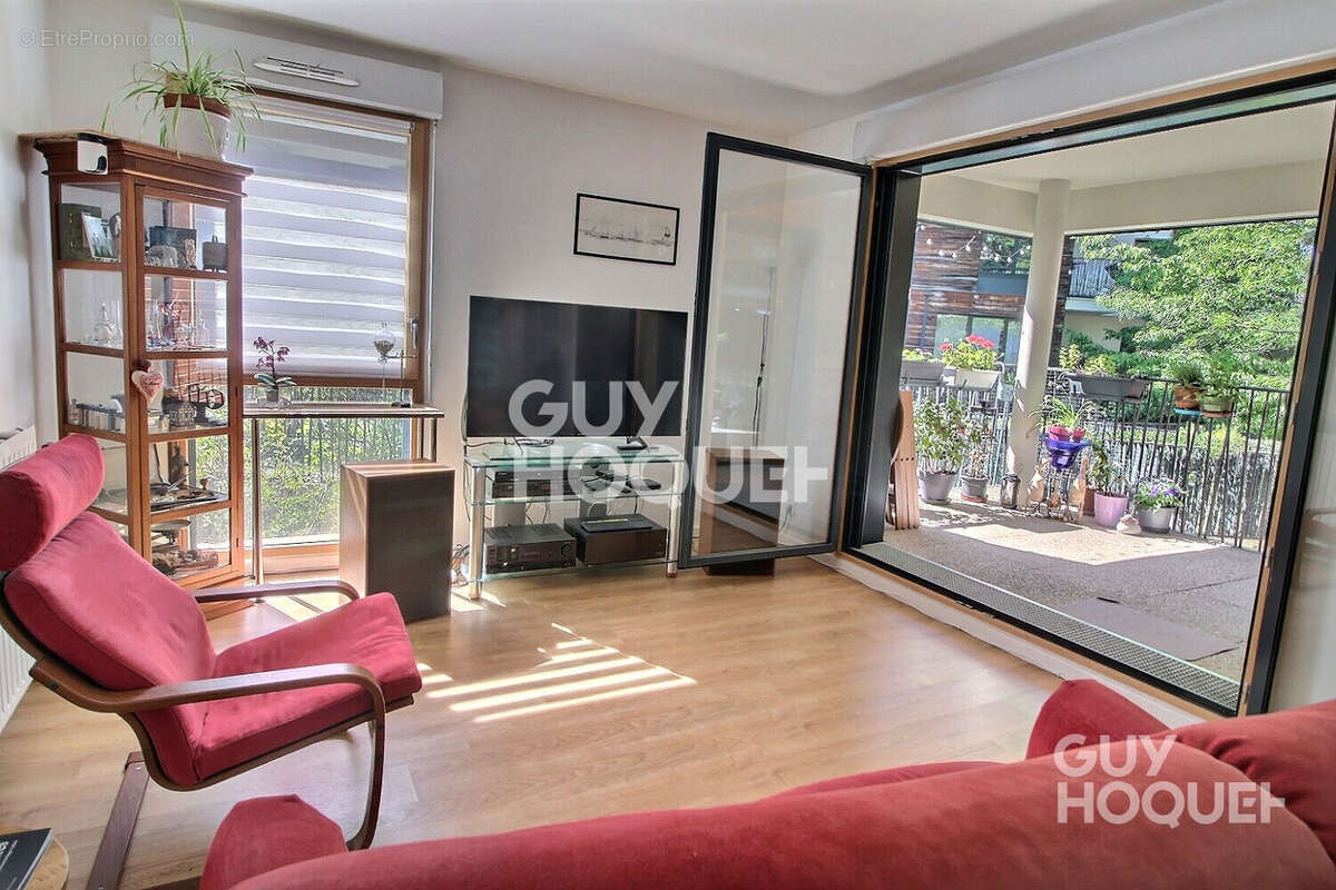 Appartement à CHAVILLE