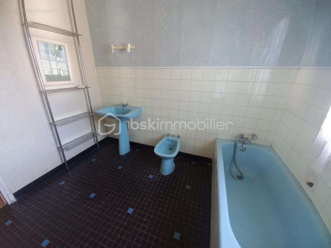 Maison à remettre aux goûts du jour proche de Lourdes - photo 20