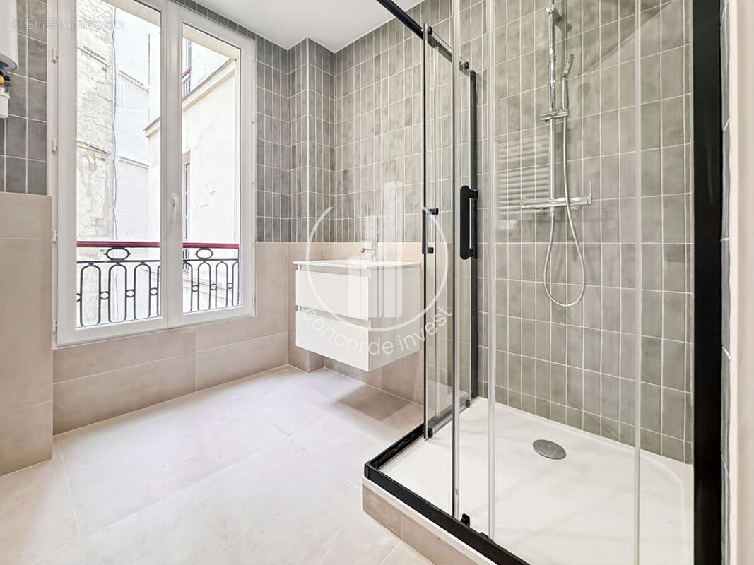 Appartement à PARIS-19E