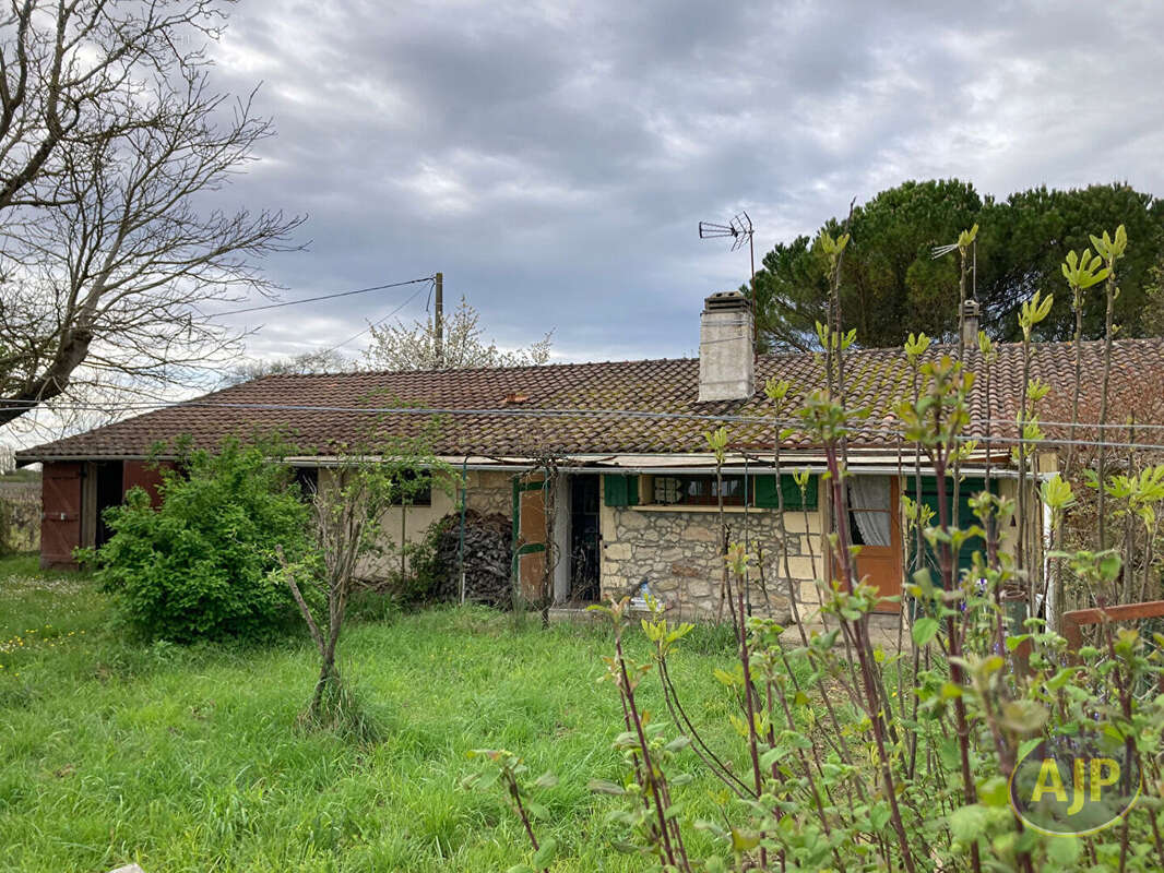 Maison à SAINT-ESTEPHE