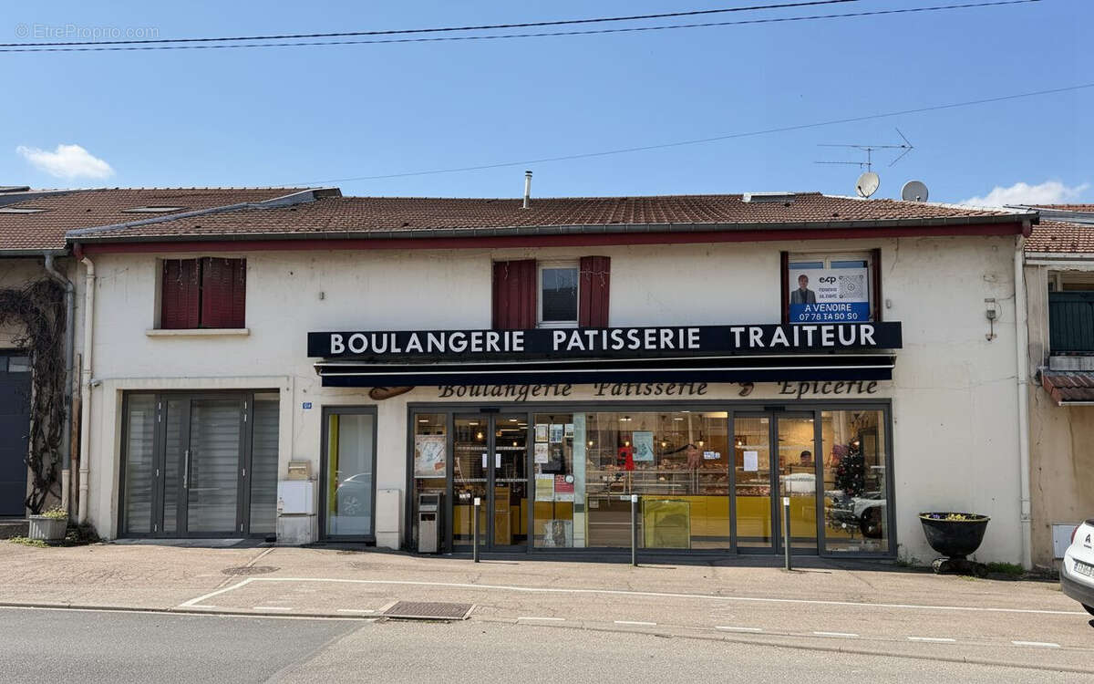 Commerce 524 m² à Champenoux  - photo 3