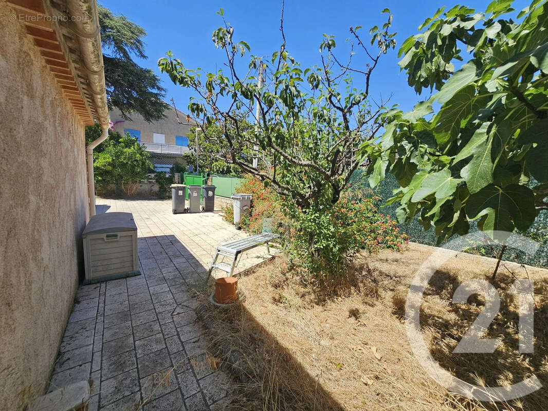 Maison à SIX-FOURS-LES-PLAGES