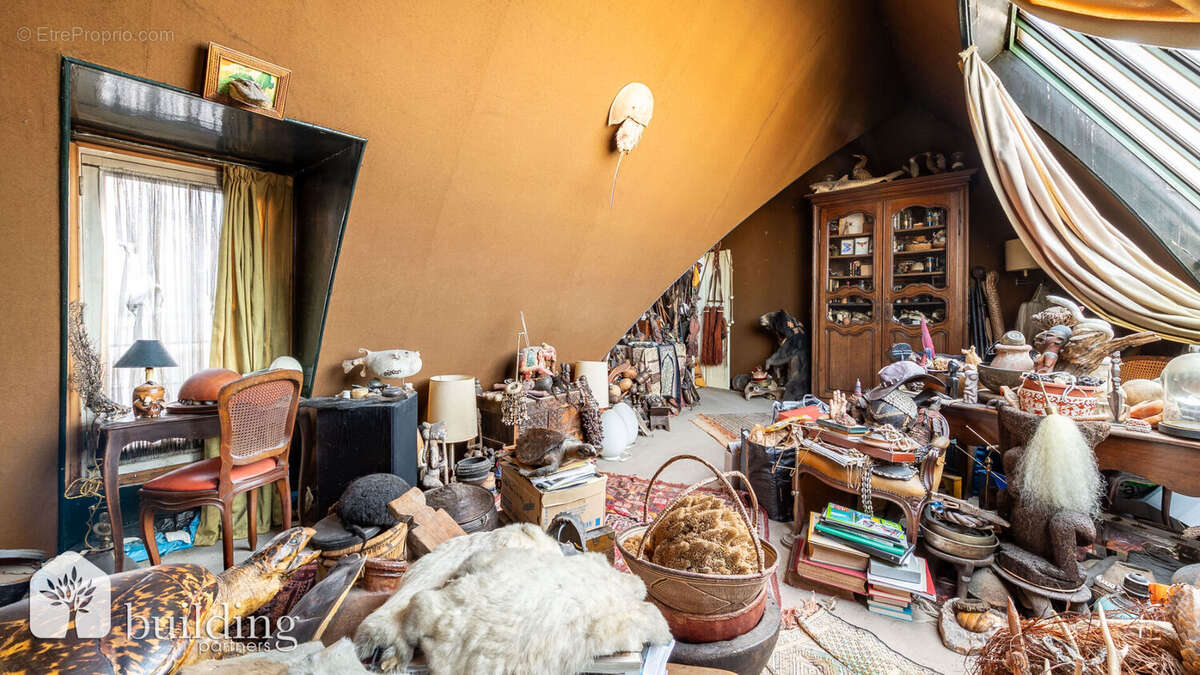 Appartement à PARIS-17E