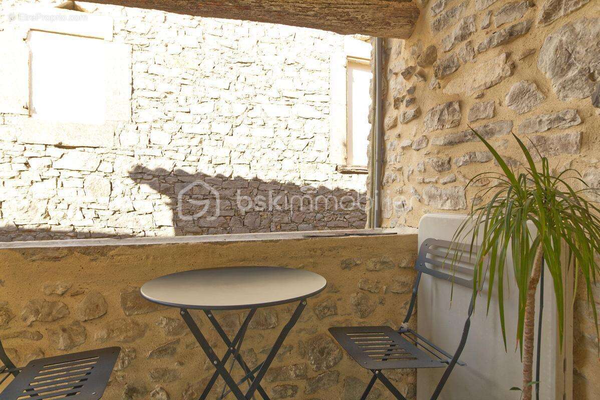 Maison à CANAULES-ET-ARGENTIERES