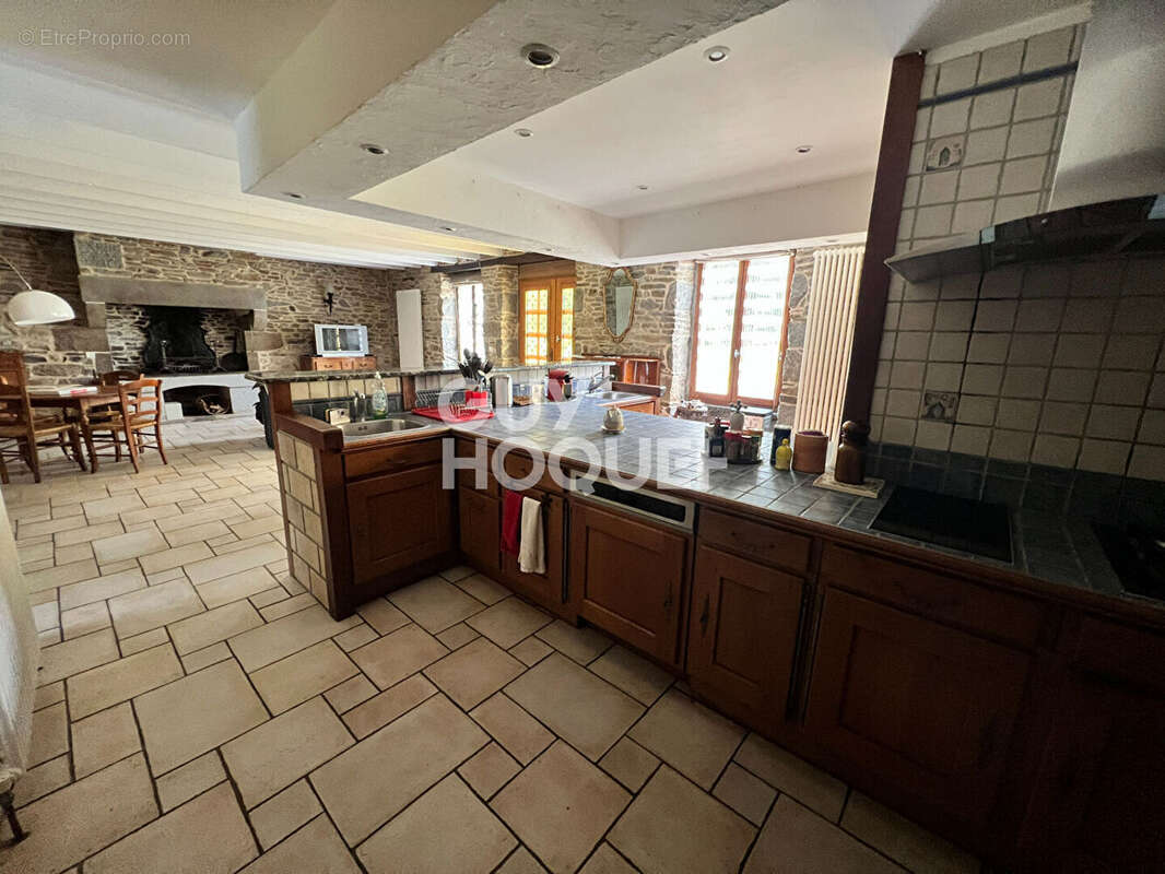 Maison à PLEINE-FOUGERES