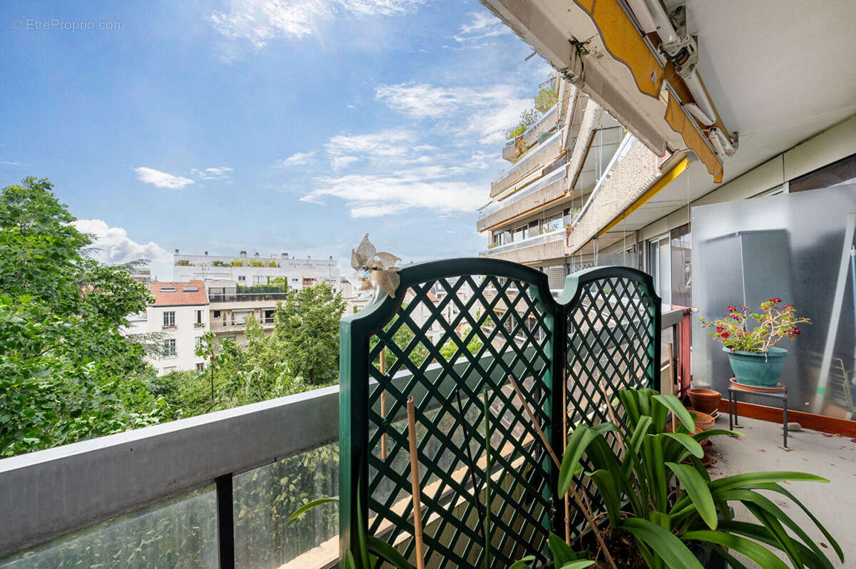 Appartement à PARIS-15E