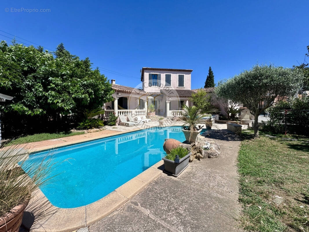 Maison à MARSEILLE-12E