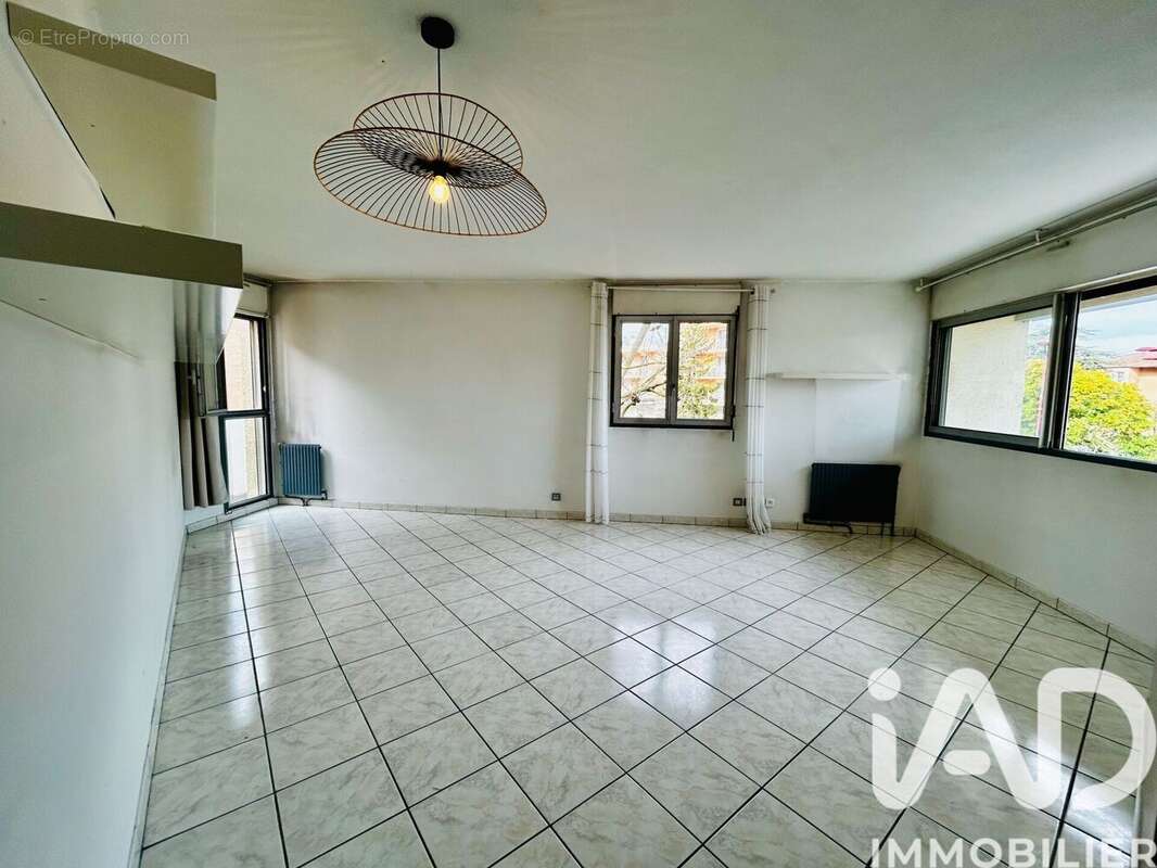 Photo 3 - Appartement à RAMONVILLE-SAINT-AGNE