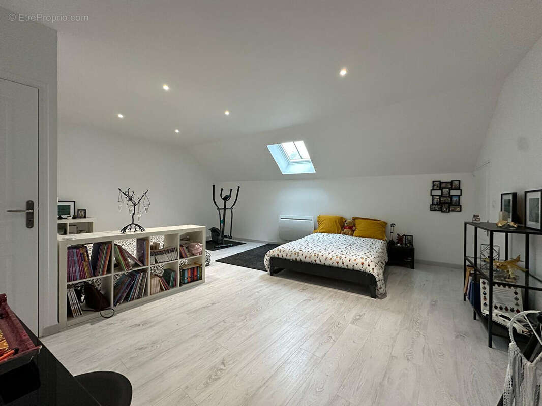 Maison entièrement  rénovée  113 m² - photo 7