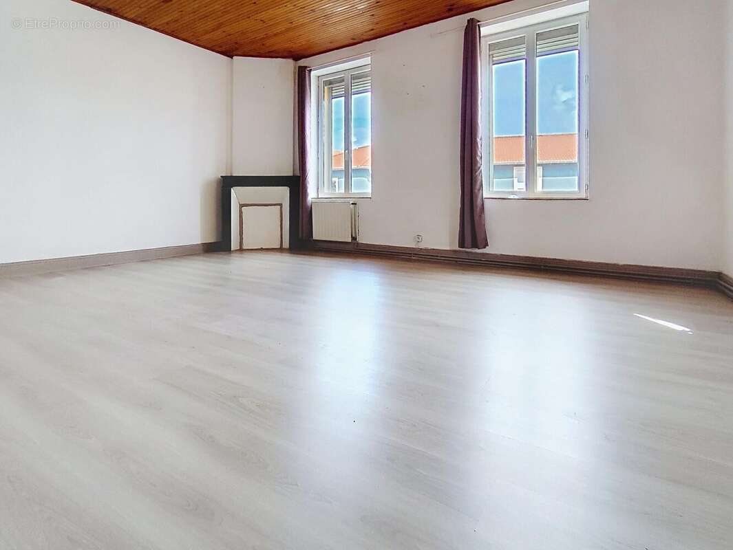 Photo 3 - Maison à CHAMBLEY-BUSSIERES