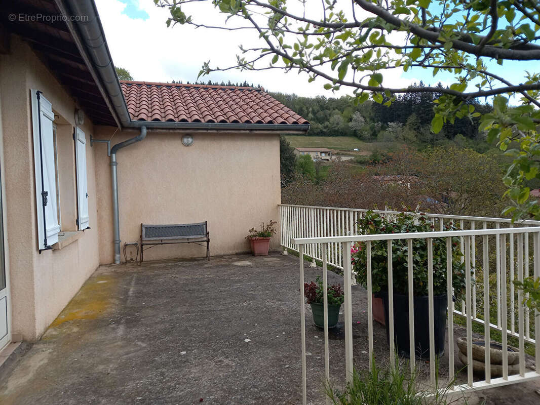 Maison de plain-pied , 103 m² , vue exceptionnelle. Terrain 2 800 m² - photo 6