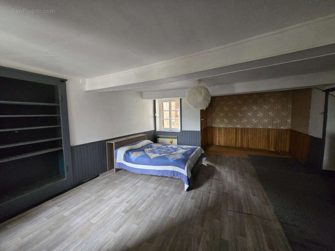 Maison 173 m² à Montmelard  - photo 7