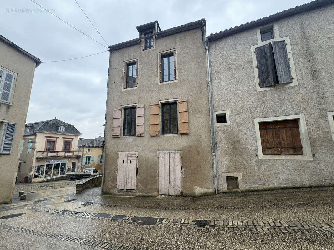 Appartement à PUY-L&#039;EVEQUE
