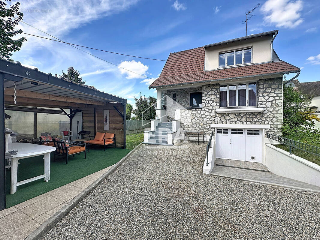 Maison à CONFLANS-SAINTE-HONORINE