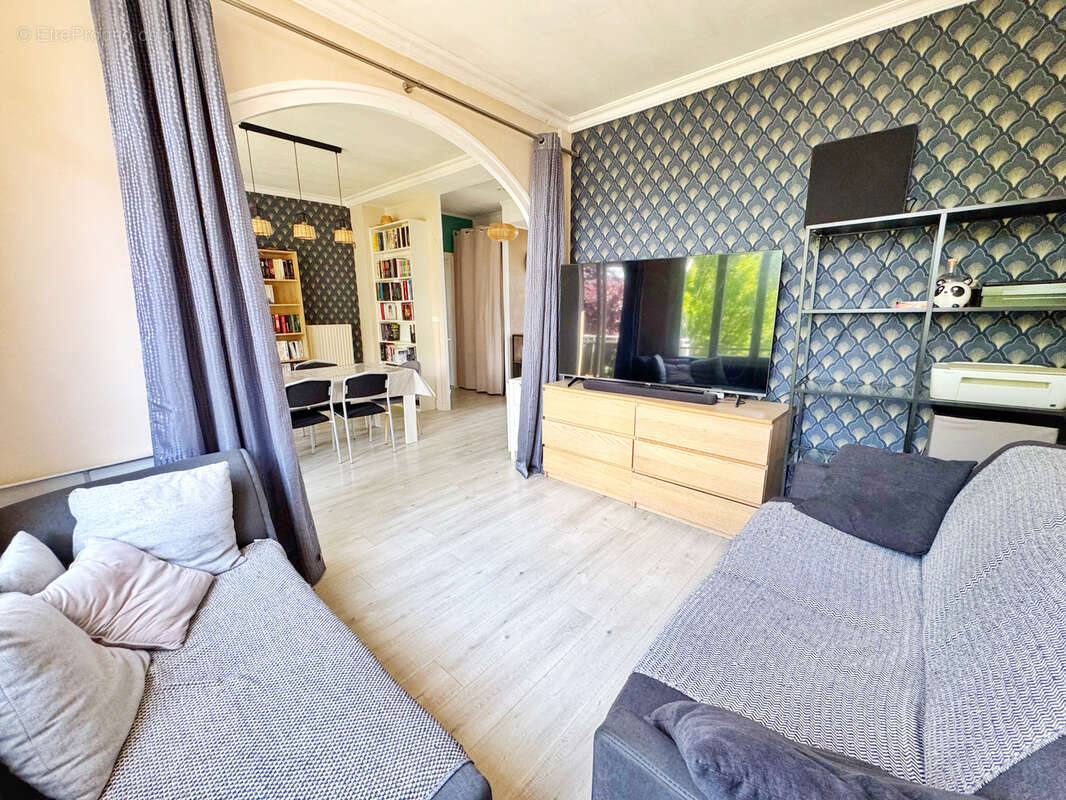 Appartement à OULLINS