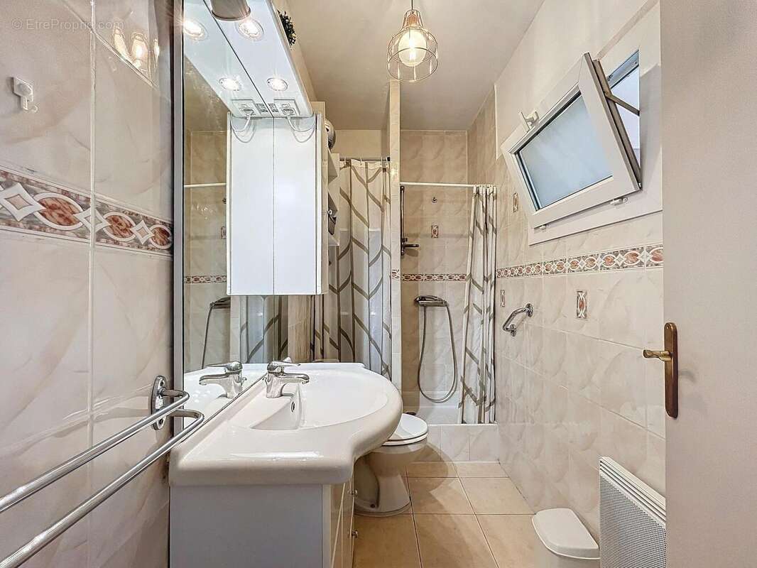 Photo 5 - Appartement à LAMALOU-LES-BAINS
