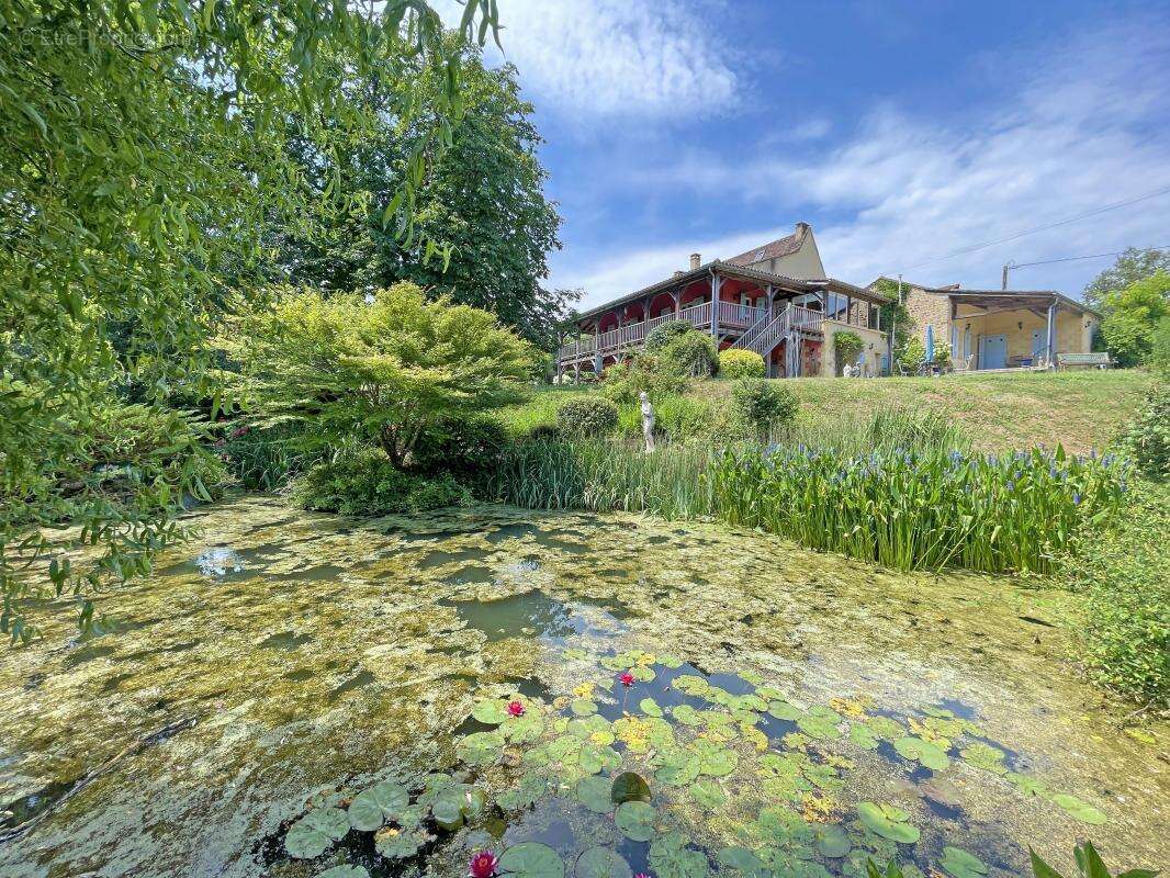 Maison à SIORAC-EN-PERIGORD