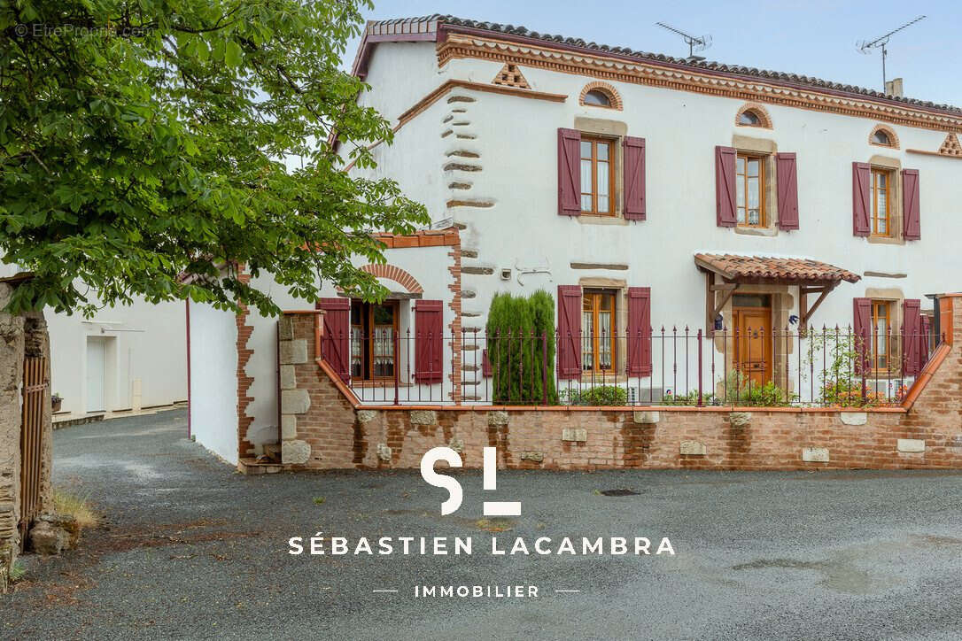 Maison à SAINTE-GEMME