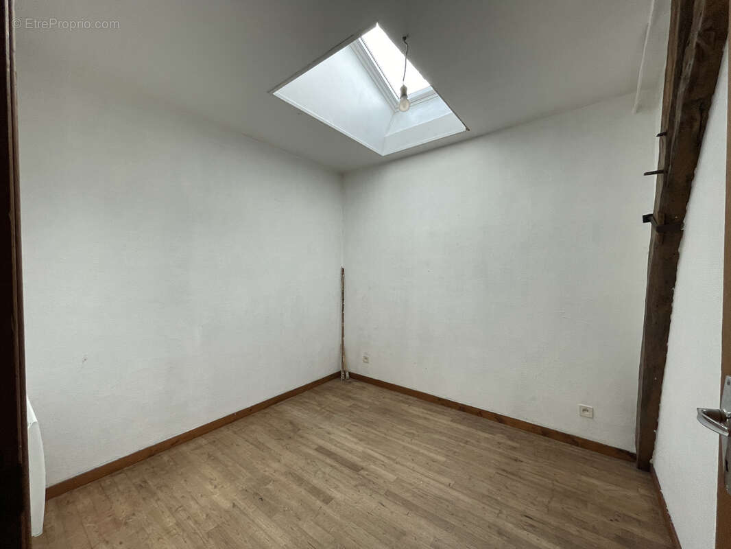 Appartement à LAMONZIE-MONTASTRUC