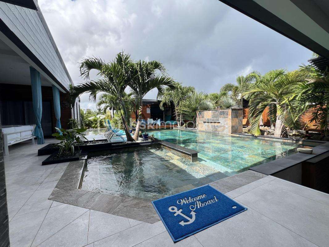 Ensemble de 2 villas t8 et t5 avec piscines de 254 m2 et 120 m2 sur un terrain de 2054 m2 - photo 28