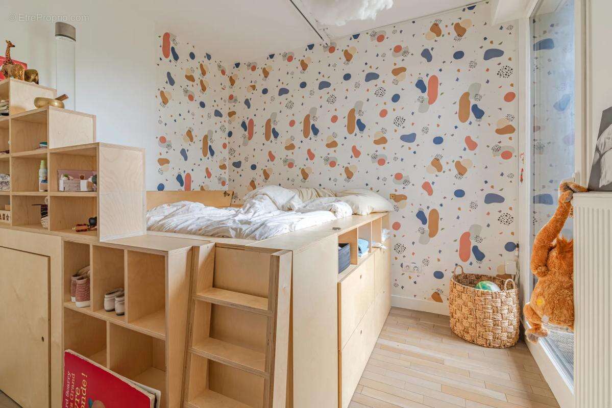 Appartement à ISSY-LES-MOULINEAUX