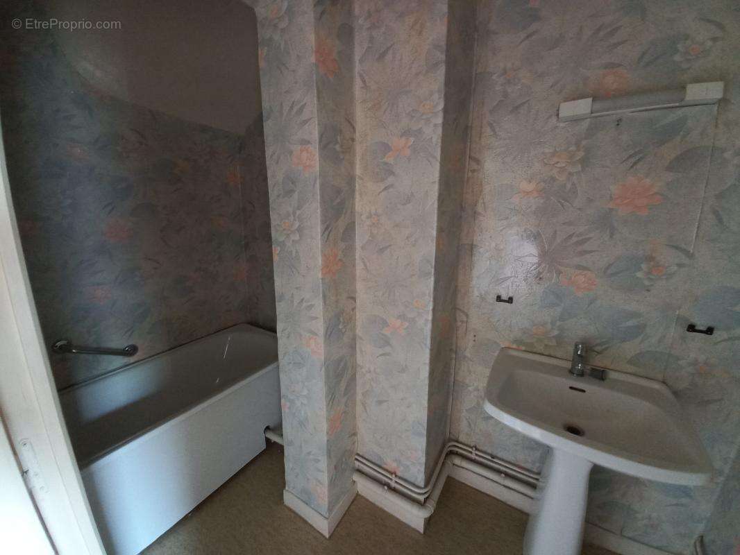 Maison à COURCELLES-LES-LENS