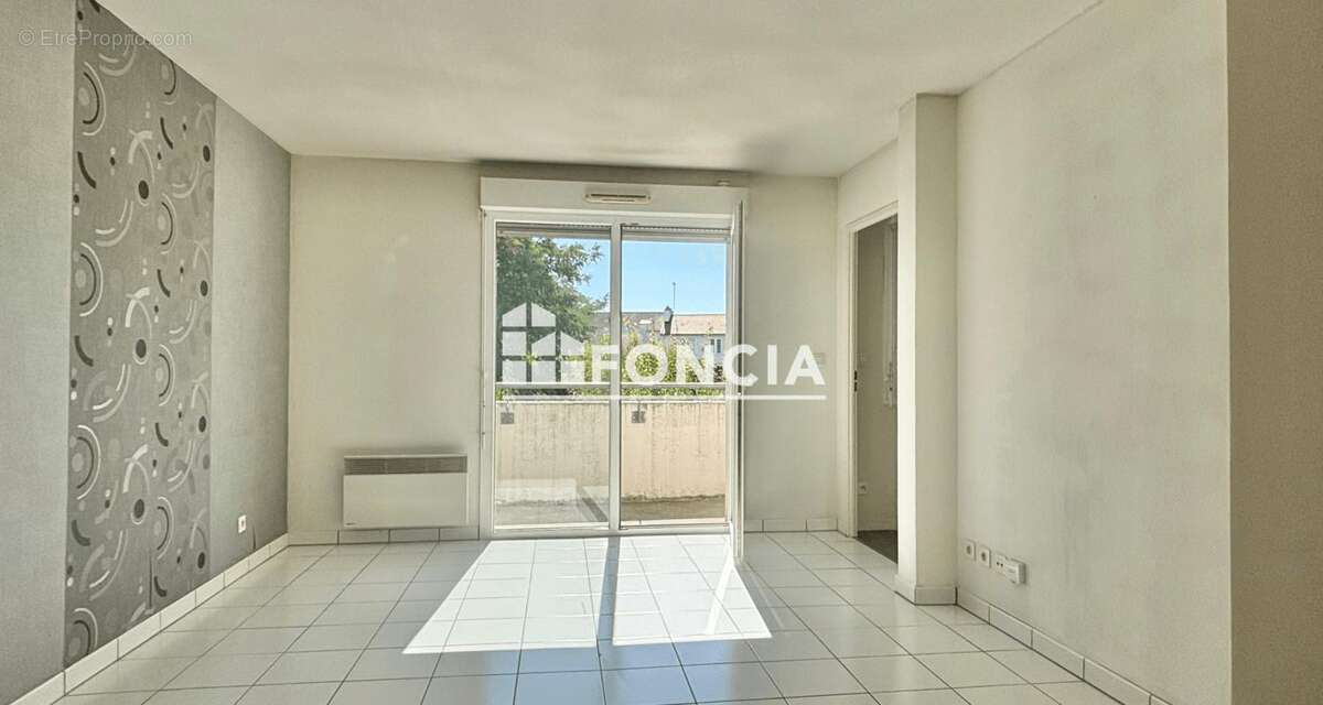Appartement avec balcon - parking - residence de 2006 - photo 3