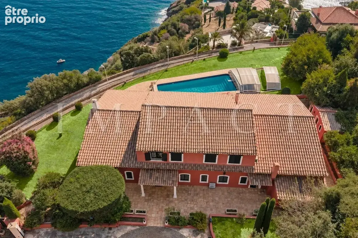 Théoule-sur-Mer – Villa à rénover face à la mer - photo 4