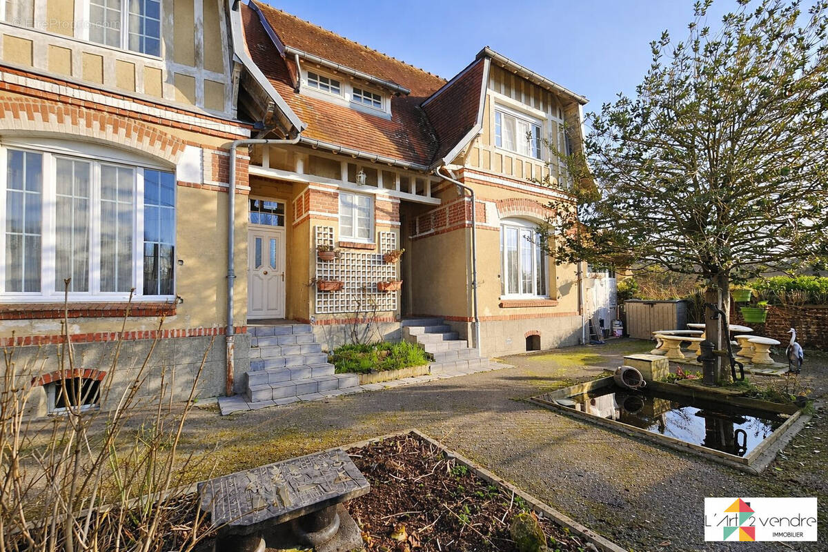 Maison à BEAULIEU-LES-FONTAINES