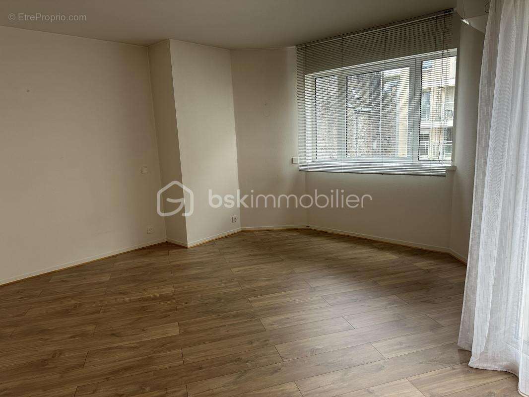Charmant T2 Cosy dans Résidence Sénior avec Services à la Carte – Confort et Sérénité au Rendez-vous ! - photo 3