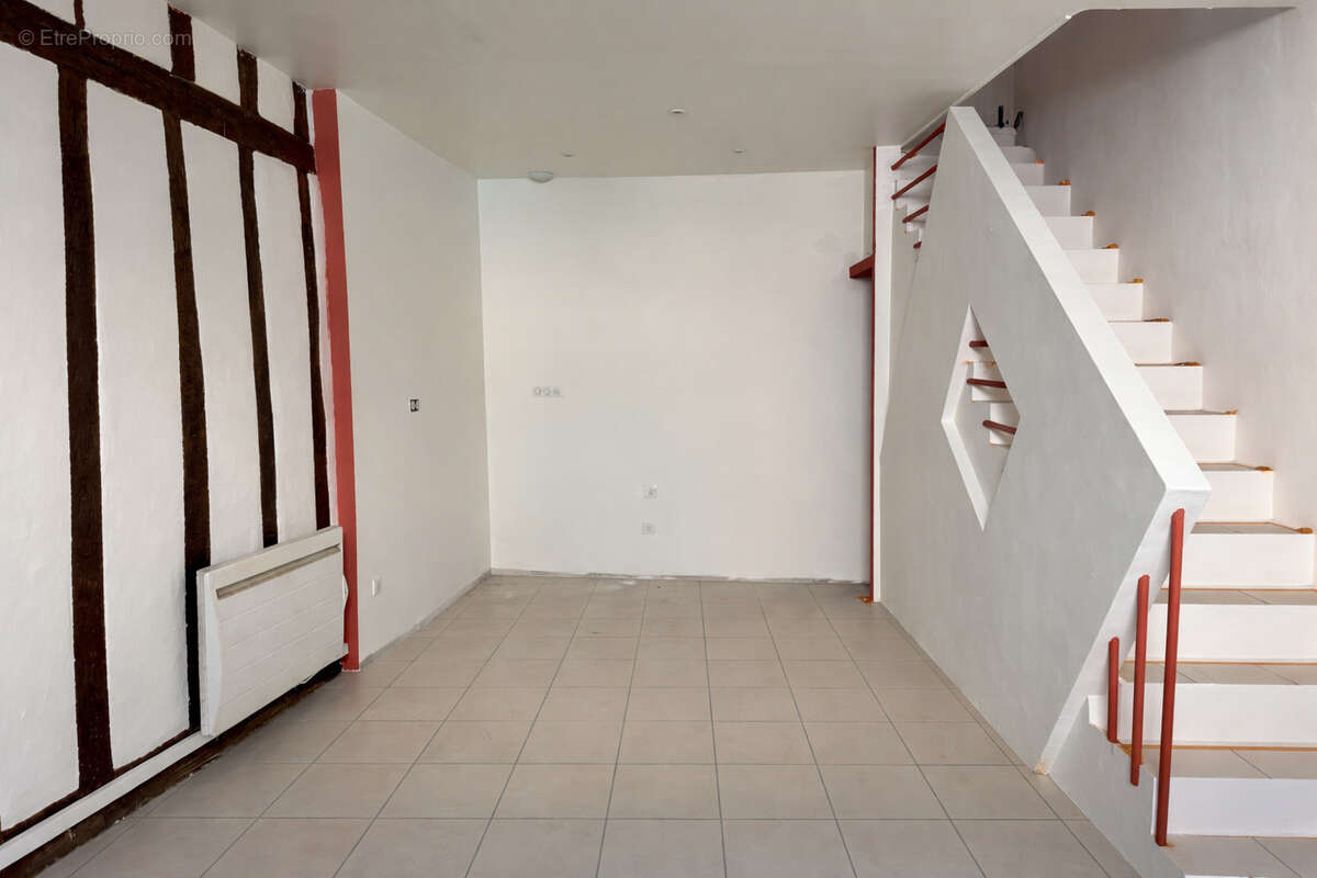 Maison à CASTELJALOUX