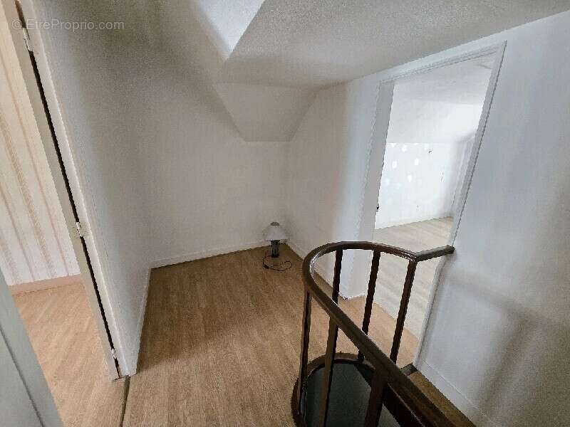 Maison 70 m² à Nonancourt  - photo 8