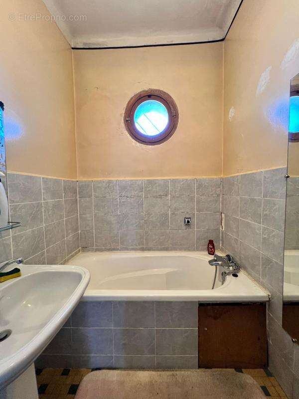 Maison 6 Pièces de près de 145 m2 à vendre dans le secteur du VERNAY - photo 13