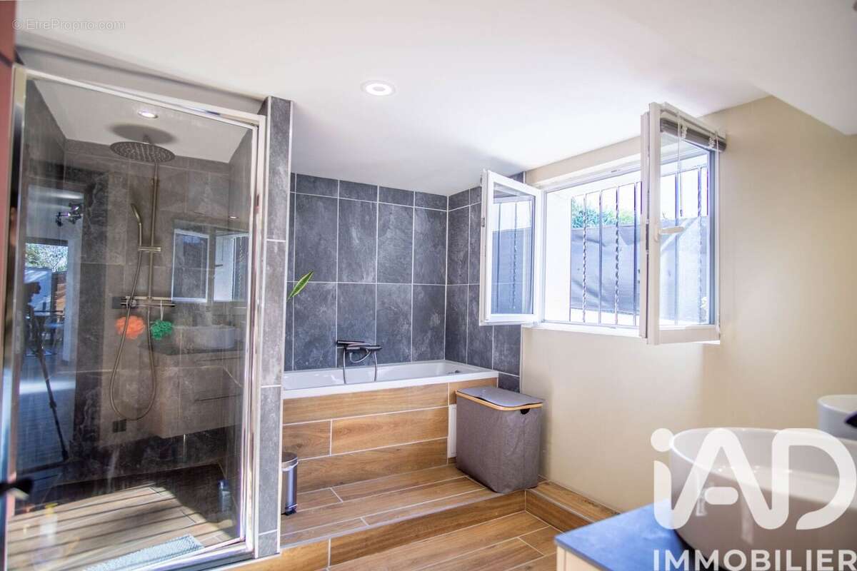 Photo 8 - Appartement à PUGET-SUR-ARGENS