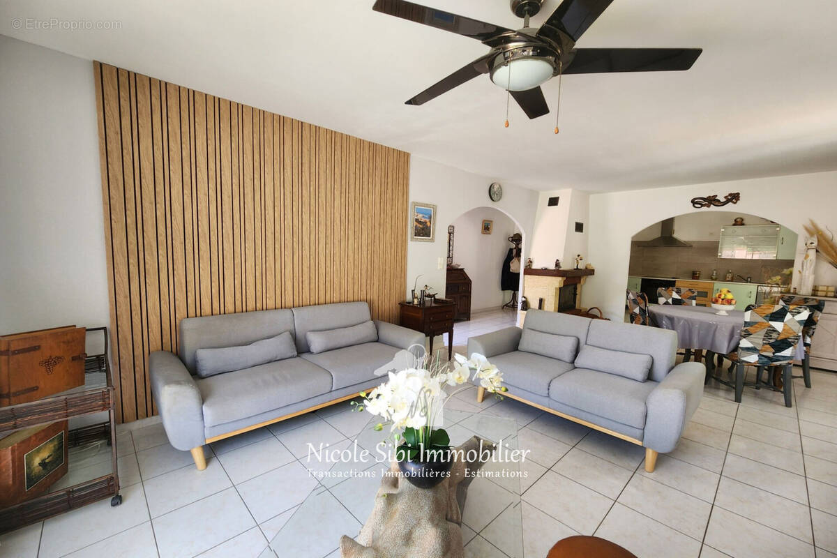 Maison 108 m² à Collioure  - photo 2