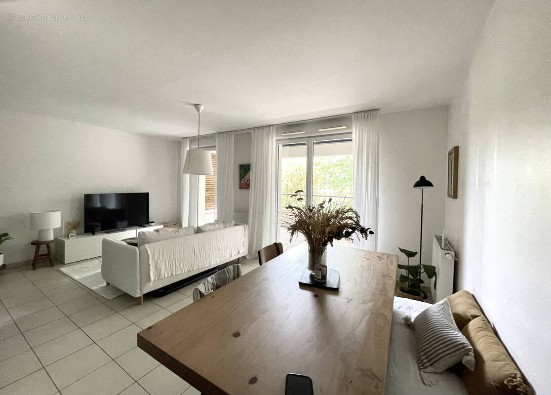 Appartement à MONTRABE