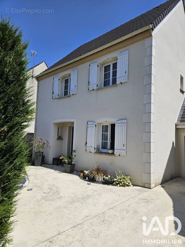 Photo 1 - Maison à ULLY-SAINT-GEORGES
