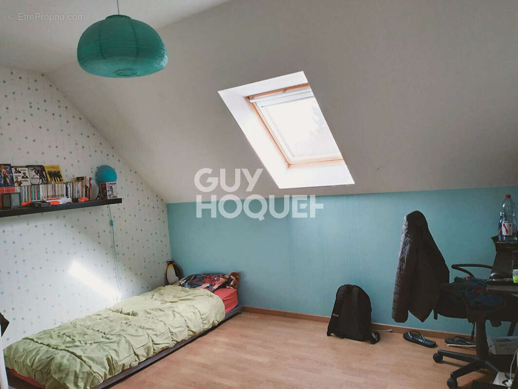 Maison à VERNOU-LA-CELLE-SUR-SEINE