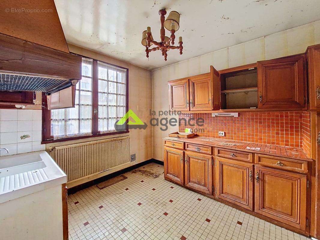 Pavillon sur sous-sol - photo 4